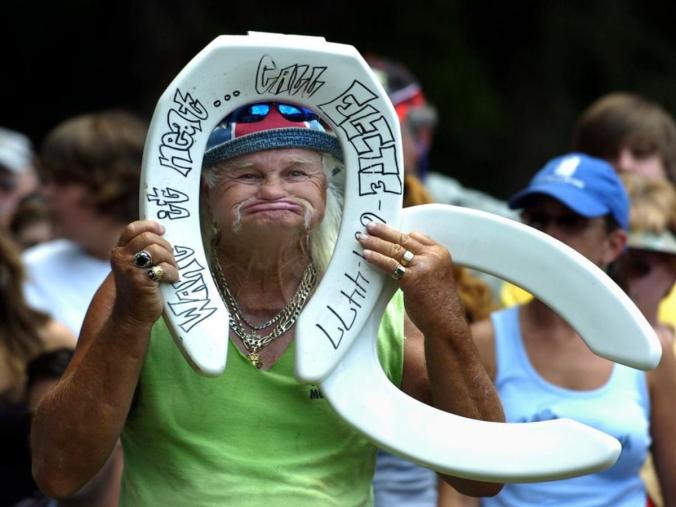 03d-redneck-summer-games-in-atlanta-toilet-seat-southern-horseshoe-tossing-contest